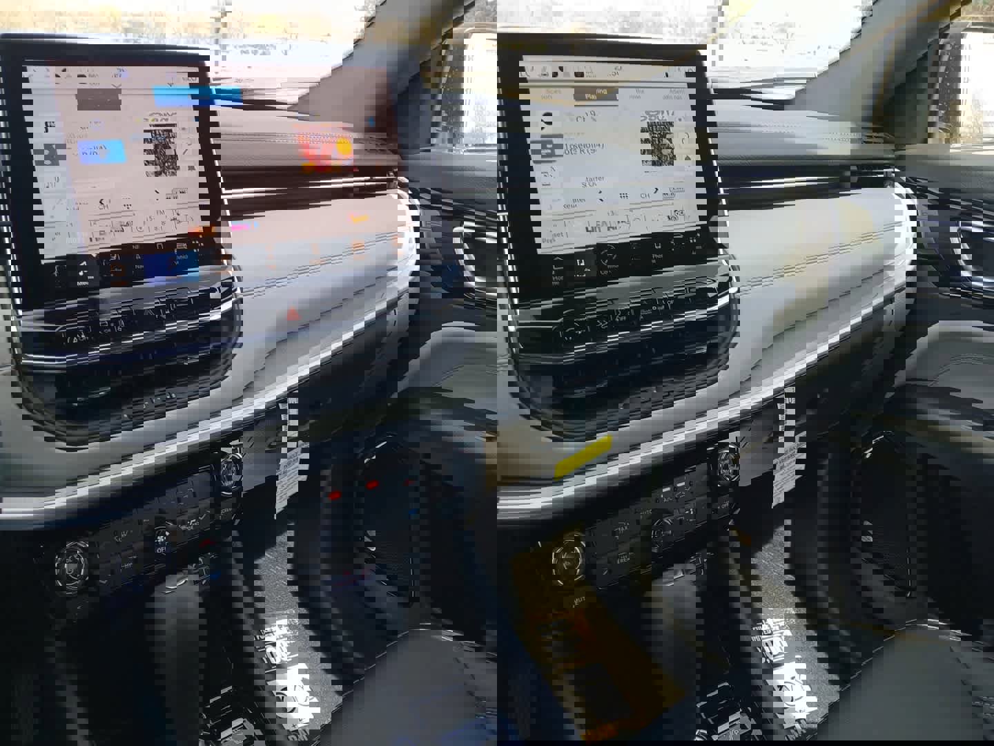 New 2026 Jeep Compass Limited w/ Sun, Sound & Navigation Group image 34