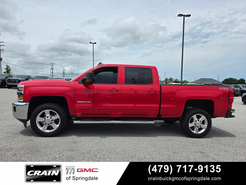 Used 2016 Chevrolet Silverado 2500 LT w/ LT Convenience Package AWD/4WD image 4