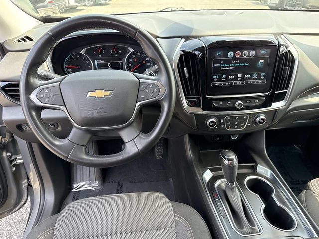 Used 2019 Chevrolet Traverse LT FWD image 17