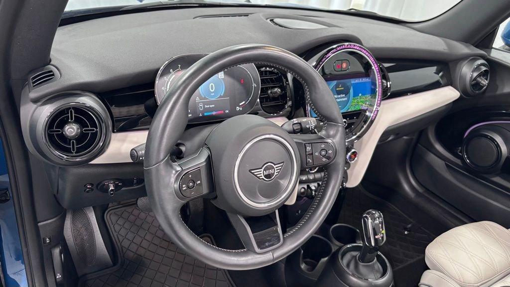 Used 2023 MINI Cooper Convertible w/ Signature Upholstery Package FWD image 10