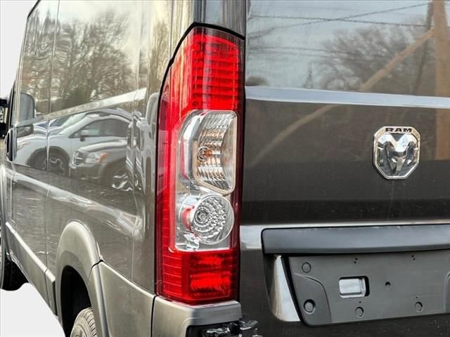 New 2025 RAM ProMaster 3500 w/ Quick Order Package 22G SLT image 6