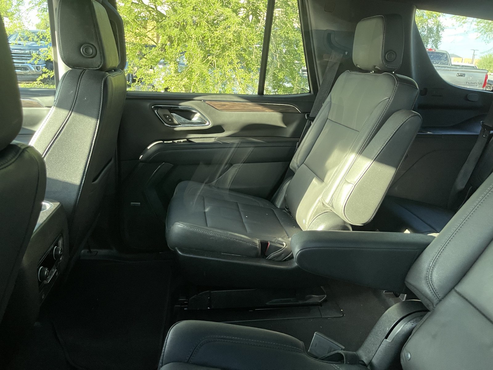 Used 2023 Chevrolet Tahoe Z71 AWD/4WD image 11