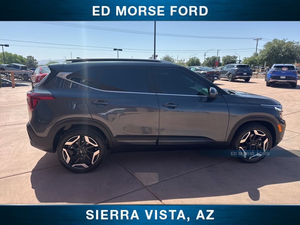 Certified 2024 Kia Seltos SX w/ SX Sunroof Package AWD/4WD image 9