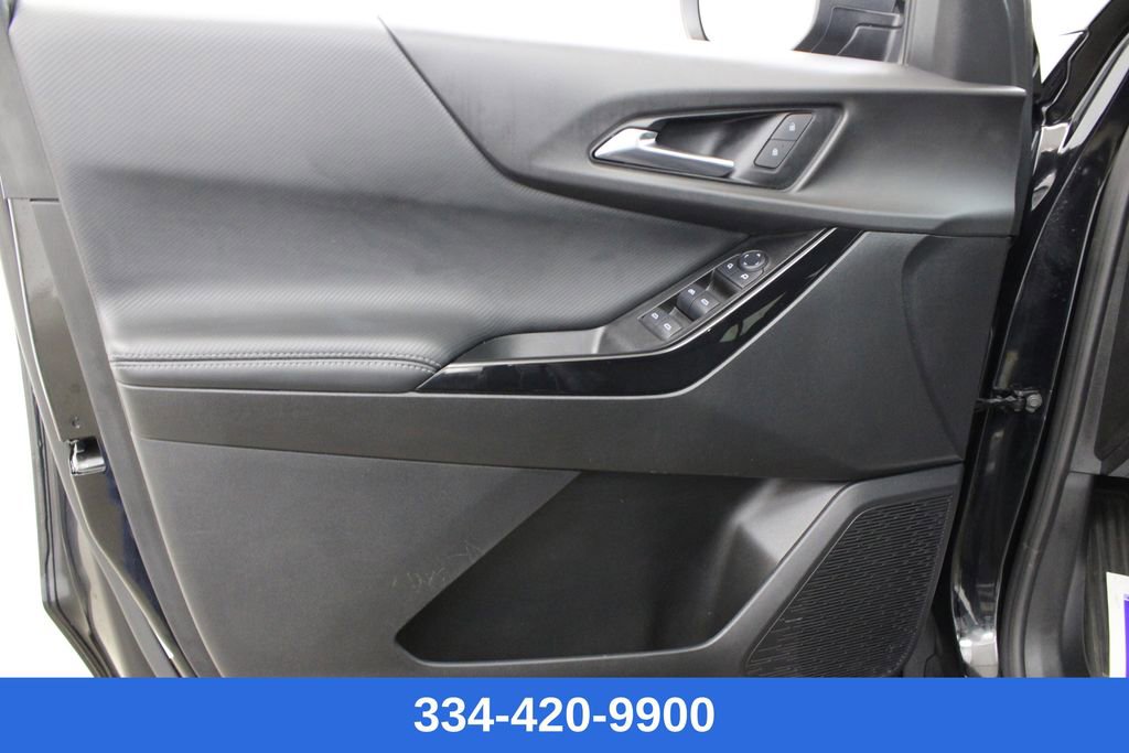 Used 2025 Chevrolet Equinox LT image 15