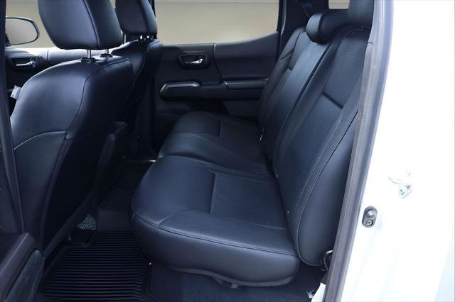 Certified 2021 Toyota Tacoma Limited AWD/4WD image 12