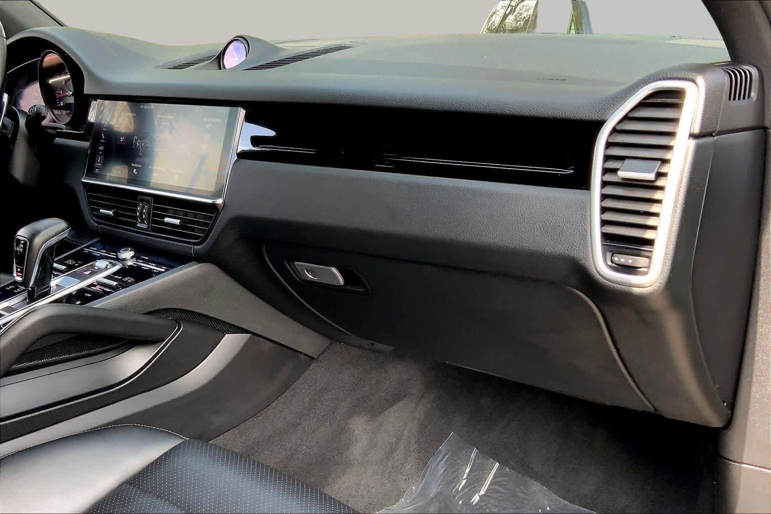 Used 2019 Porsche Cayenne AWD/4WD image 28