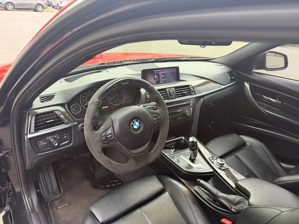 Used 2013 BMW 335i xDrive Sedan AWD/4WD image 13