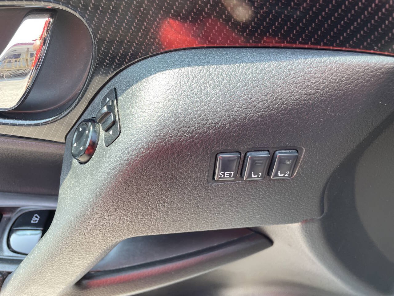 Used 2019 Nissan Rogue SL FWD image 13