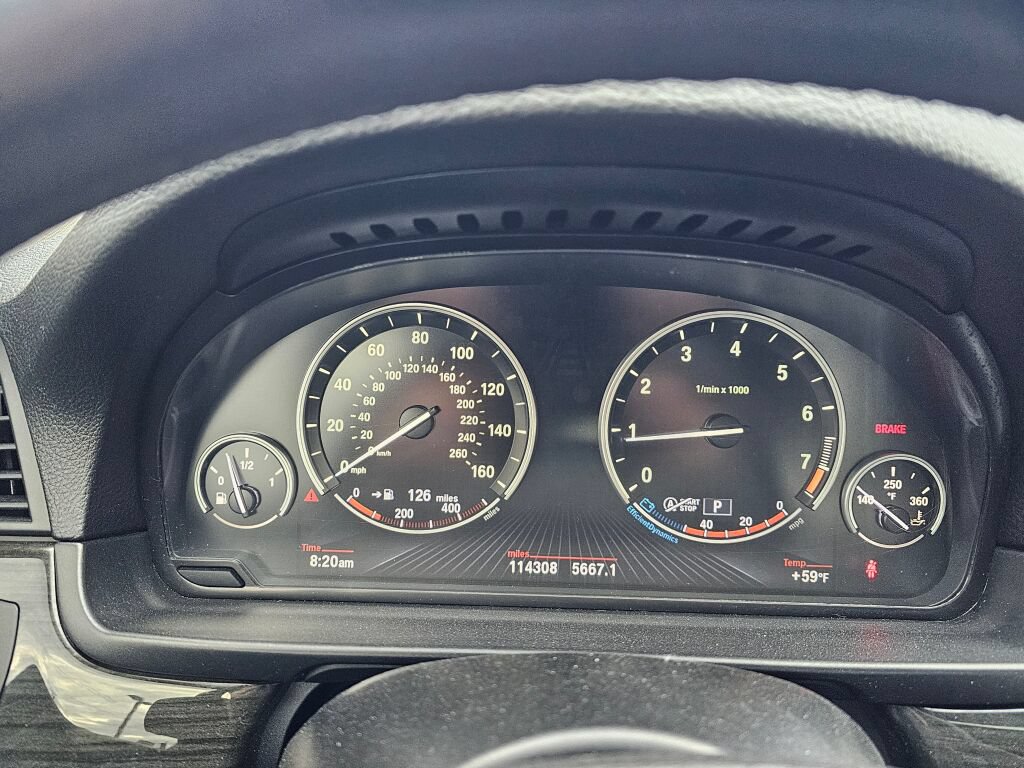 Used 2013 BMW 528i xDrive Sedan AWD/4WD image 22