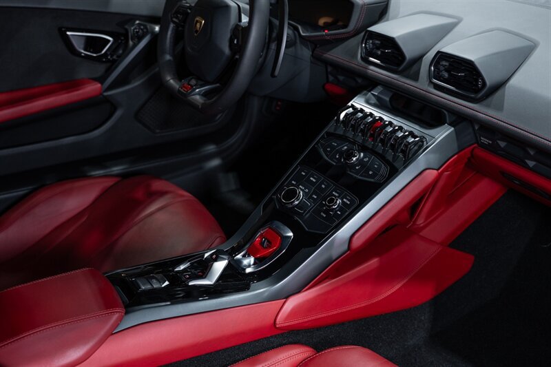 Used 2015 Lamborghini Huracan LP 610-4 AWD/4WD image 53