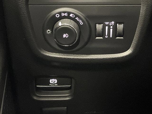 New 2026 Jeep Grand Cherokee Limited image 25