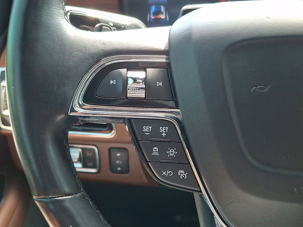 Certified 2024 Lincoln Navigator Reserve AWD/4WD image 22