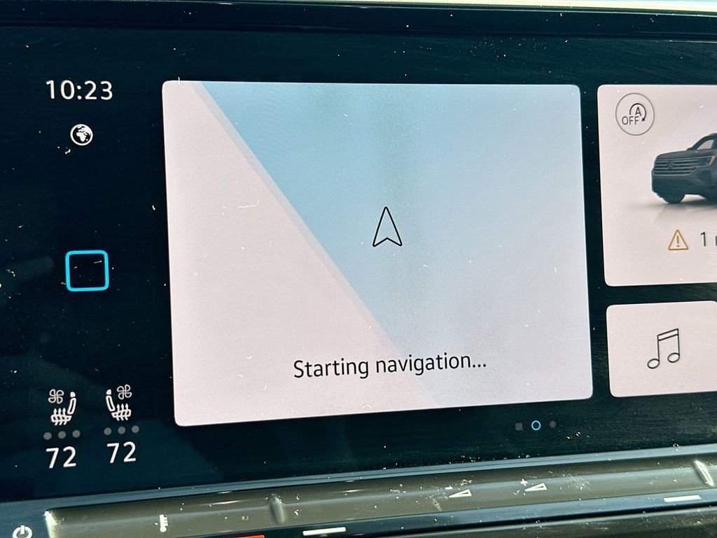 Used 2025 Volkswagen Atlas SE FWD image 13