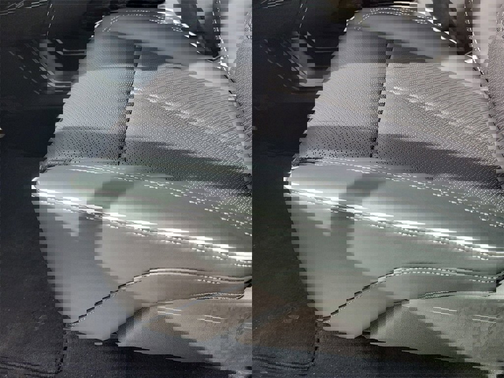 New 2026 Cadillac Vistiq Platinum image 11