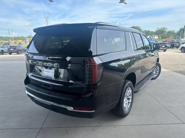 New 2026 Chevrolet Suburban LS w/ LPO, Dark Essentials Package AWD/4WD image 5