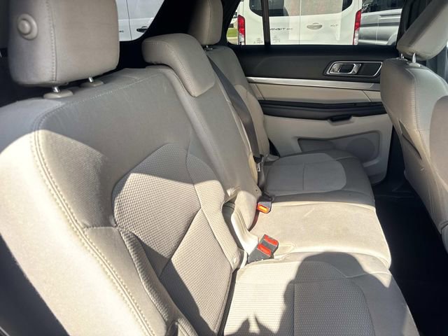 Certified 2019 Ford Explorer XLT FWD image 33