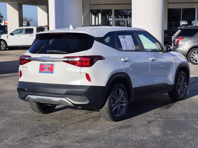 Used 2023 Kia Seltos LX image 6