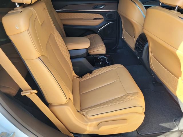 Used 2024 Jeep Grand Cherokee L Summit w/ Advanced Protech Group IV image 28