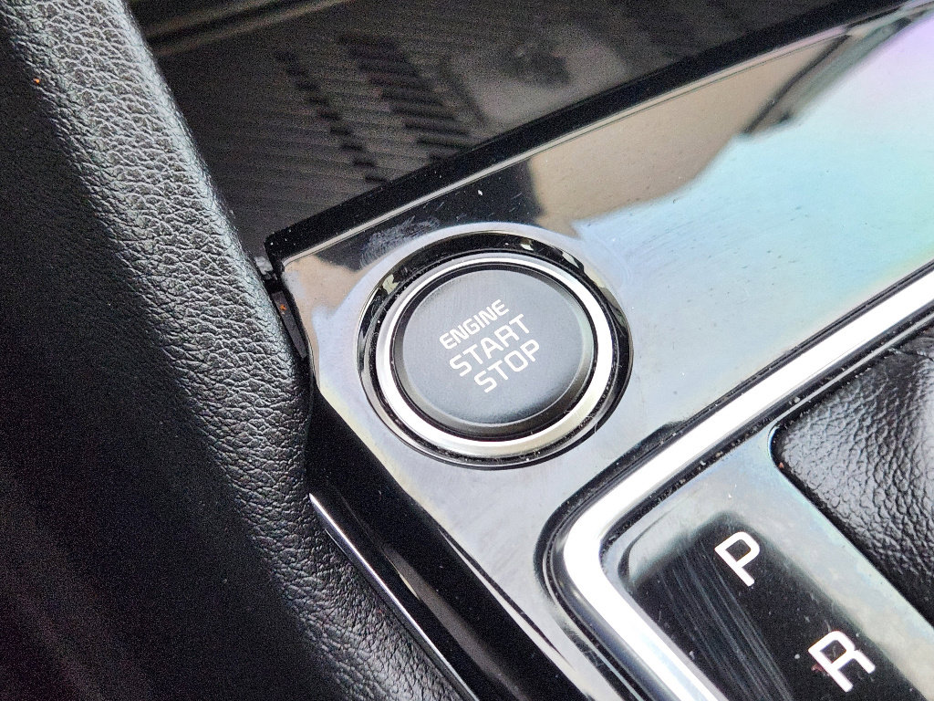 Certified 2024 Kia Sportage EX image 20