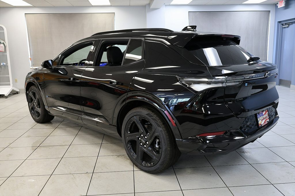 New 2025 Chevrolet Equinox EV RS w/ Convenience Package II image 4