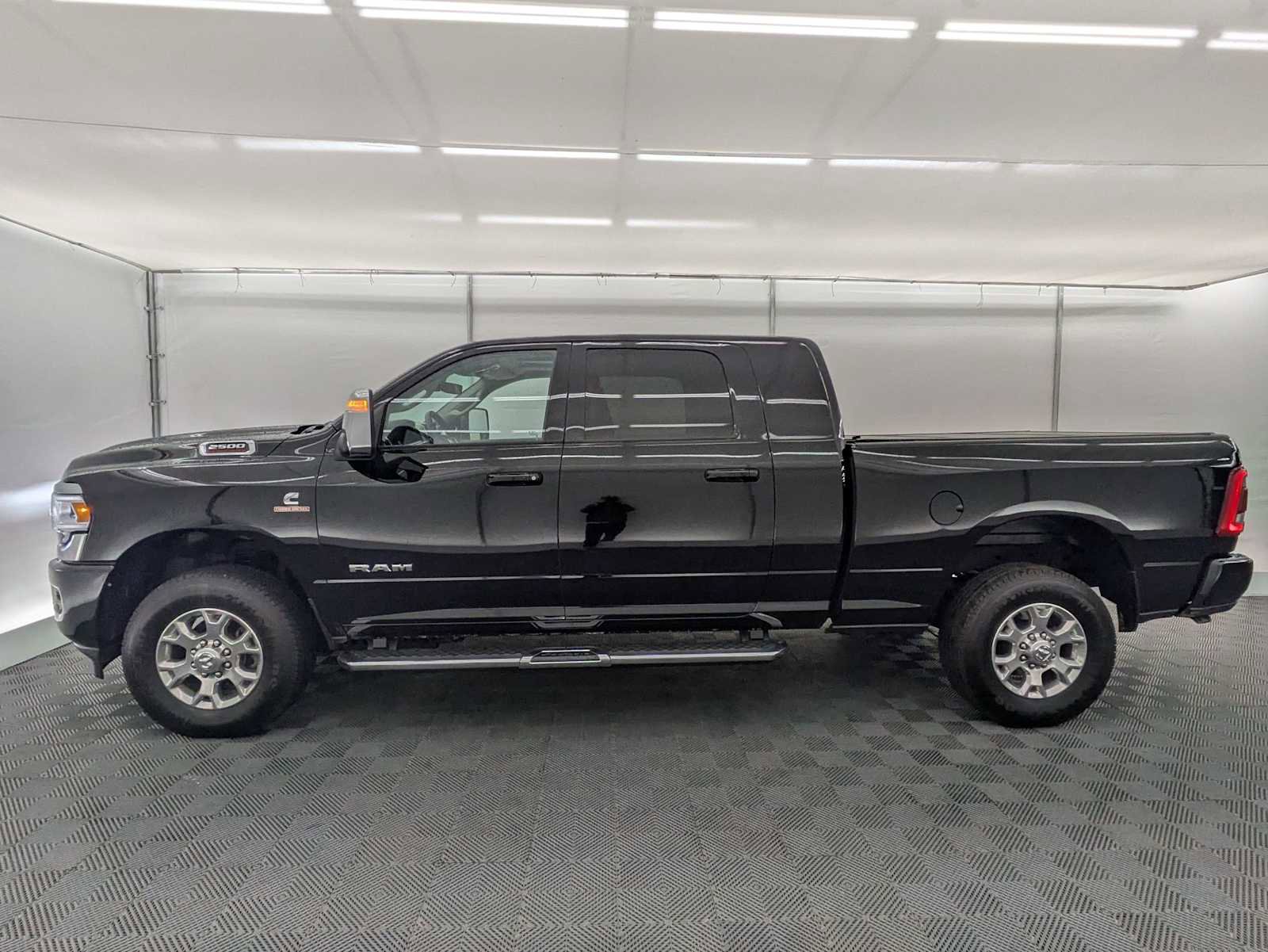 Used 2024 RAM 2500 Laramie w/ Safety Group image 3