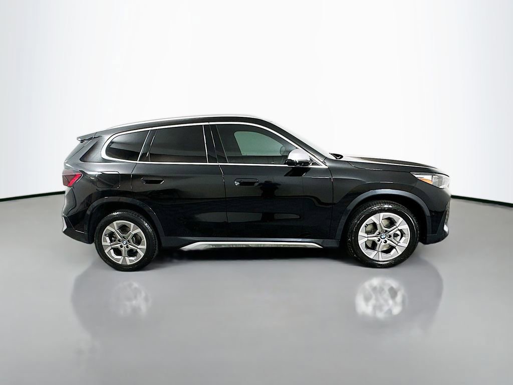 Used 2023 BMW X1 xDrive28i w/ Premium Package image 4