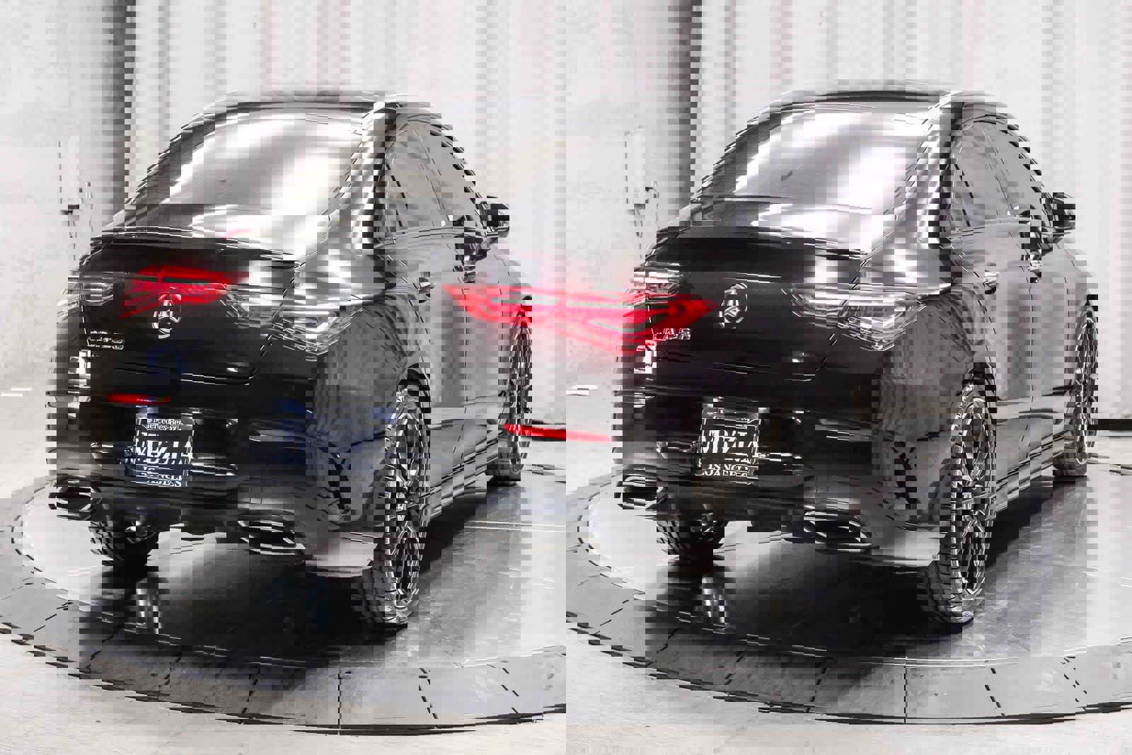 Used 2023 Mercedes-Benz CLA 250 image 4