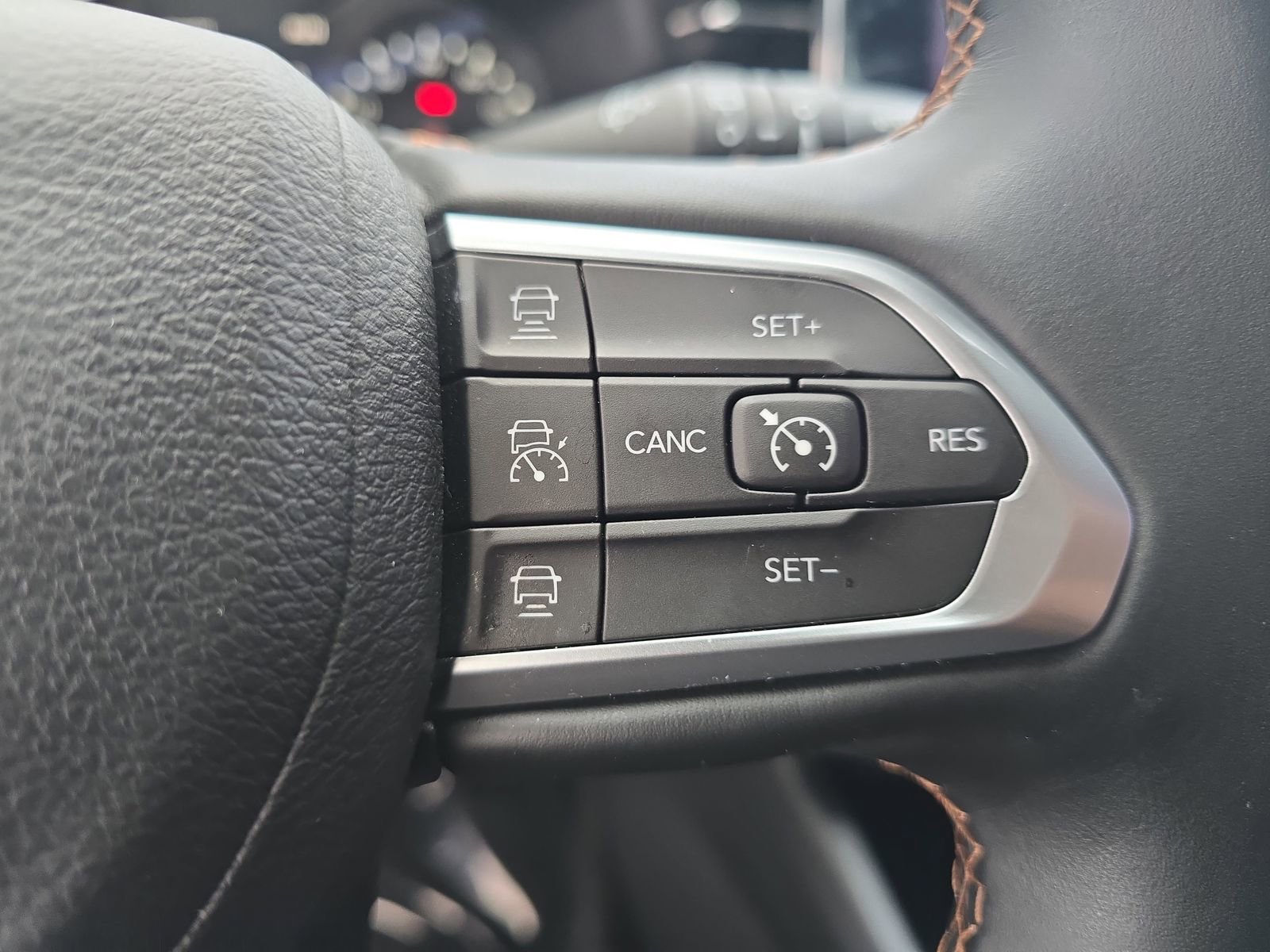 Used 2022 Jeep Compass Limited image 23