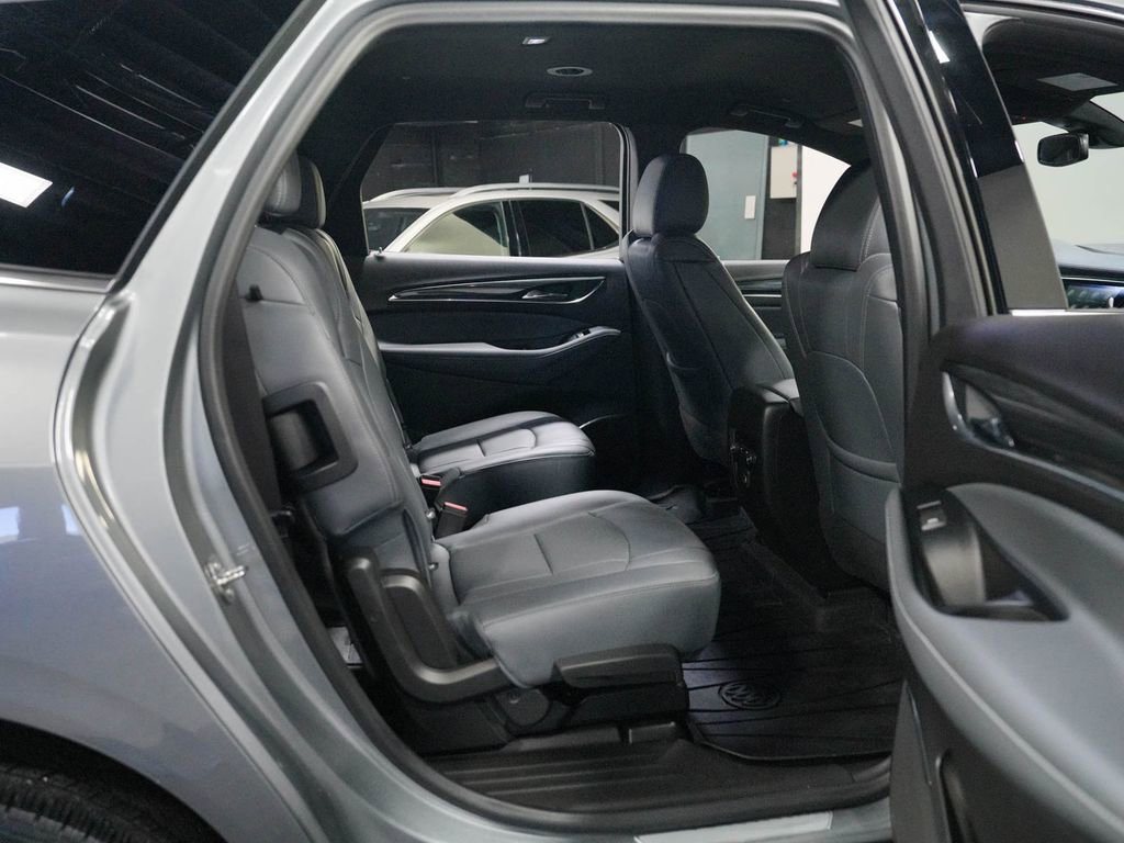 Used 2023 Buick Enclave Essence w/ Sport Touring Edition AWD/4WD image 33