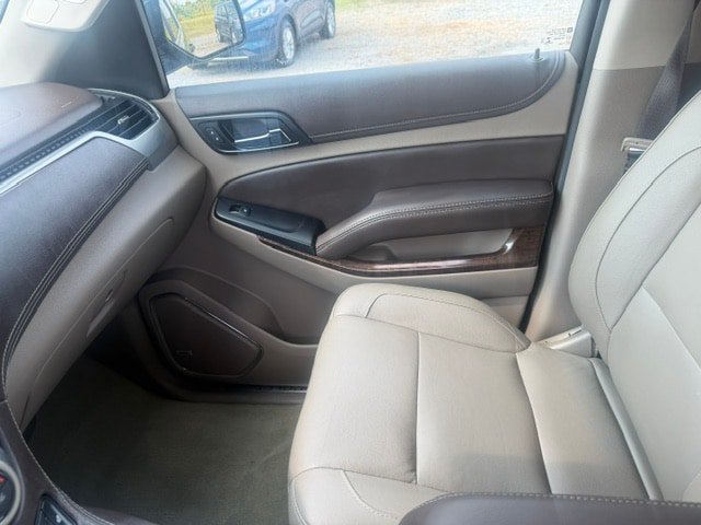 Used 2018 Chevrolet Suburban LT AWD/4WD image 24
