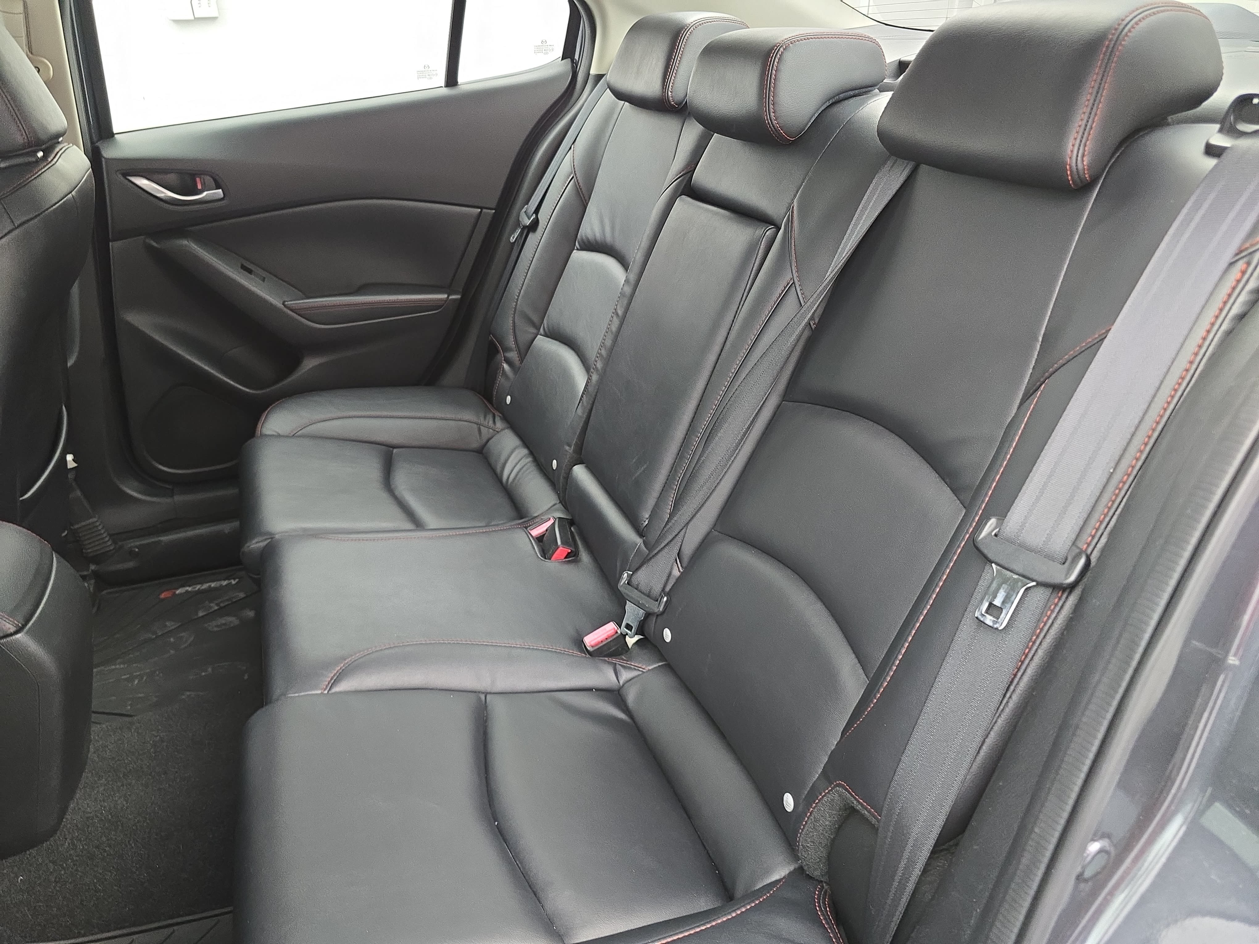 Used 2014 MAZDA MAZDA3 s Touring FWD image 15