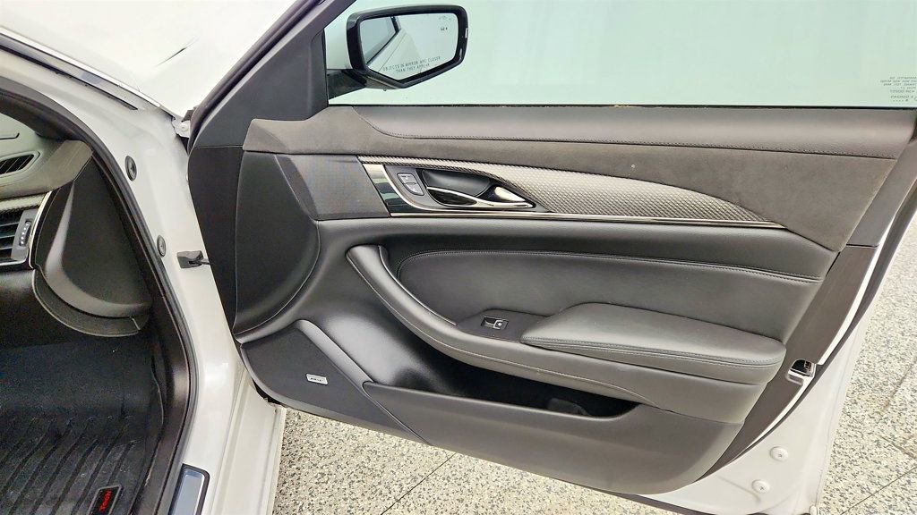 Used 2019 Cadillac CTS V w/ Carbon Fiber Package image 28