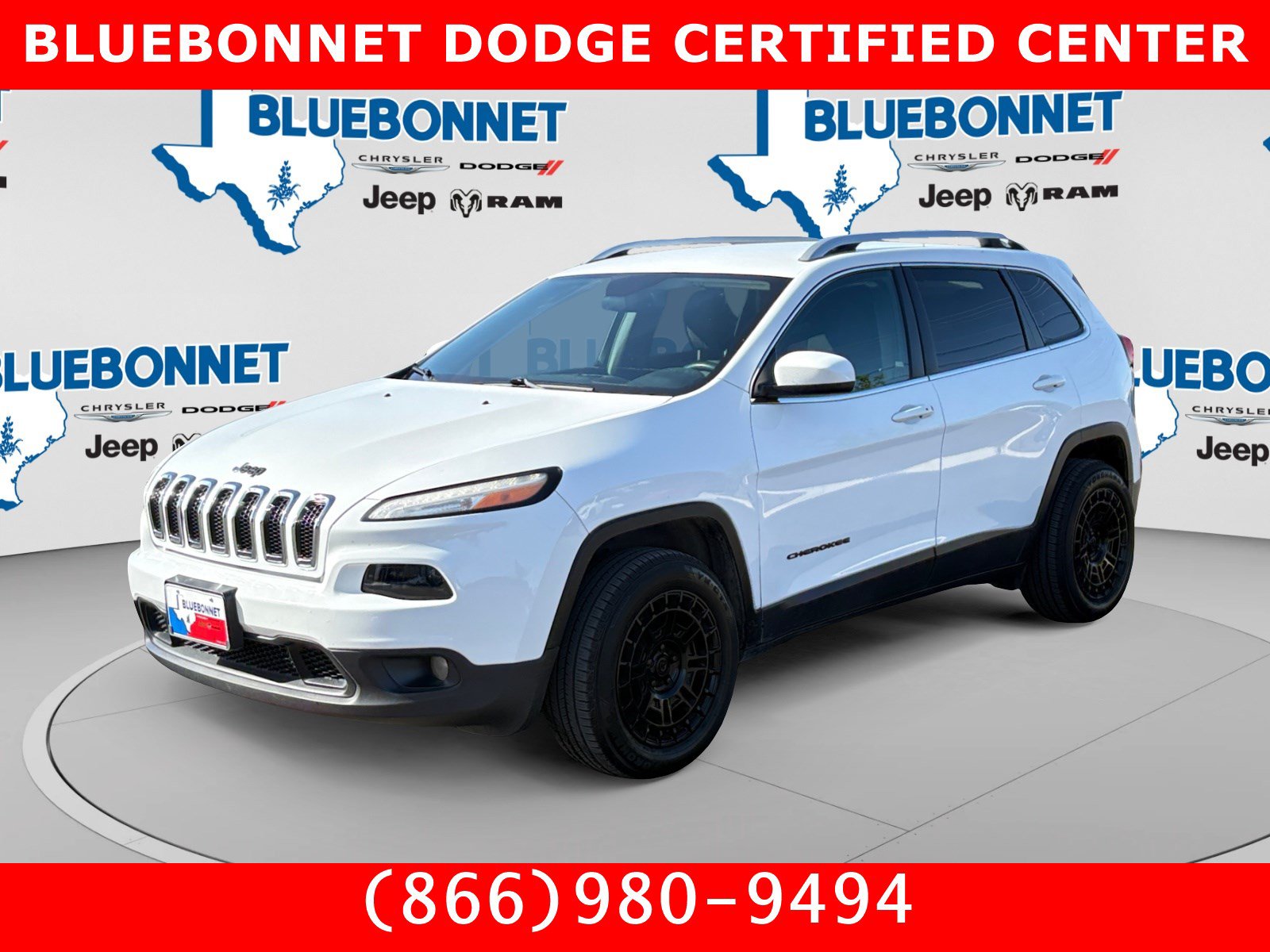Used 2017 Jeep Cherokee Latitude w/ Comfort/Convenience Group FWD image 1
