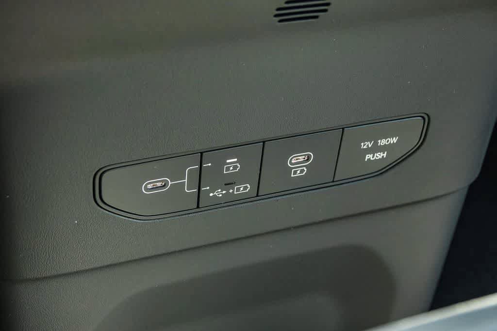 Certified 2024 Kia EV9 Light Long Range RWD image 21