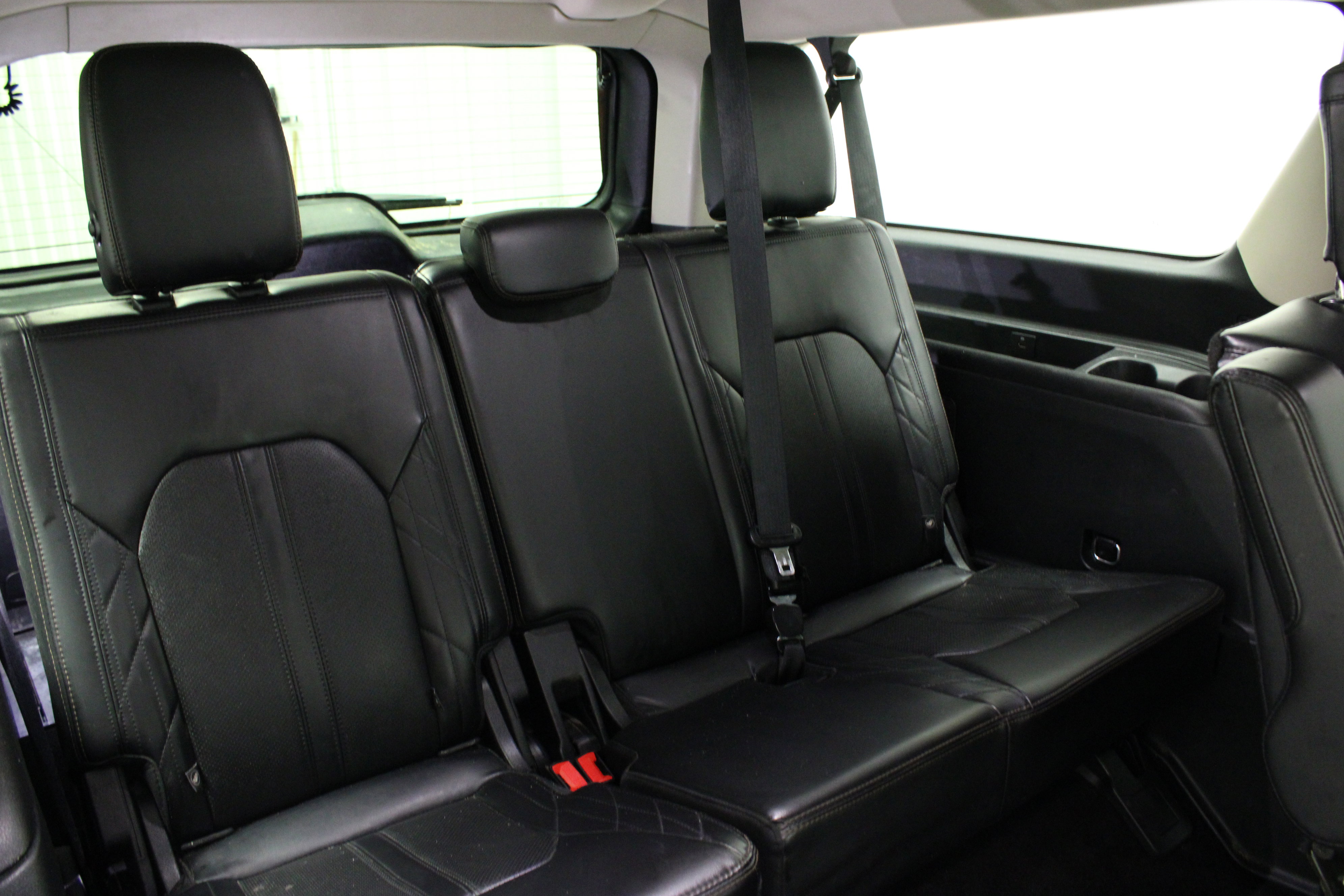 Used 2021 Ford Expedition Max Platinum AWD/4WD image 16