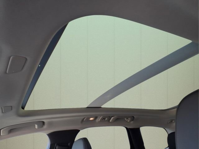 New 2026 Volvo XC60 B5 Plus w/ Protection Package Premier image 14