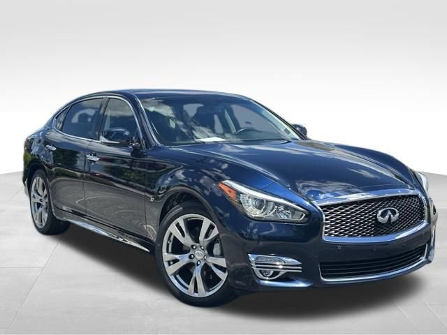 Used 2018 INFINITI Q70 L 3.7