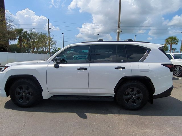 New 2025 Lexus LX 700h Overtrail image 5