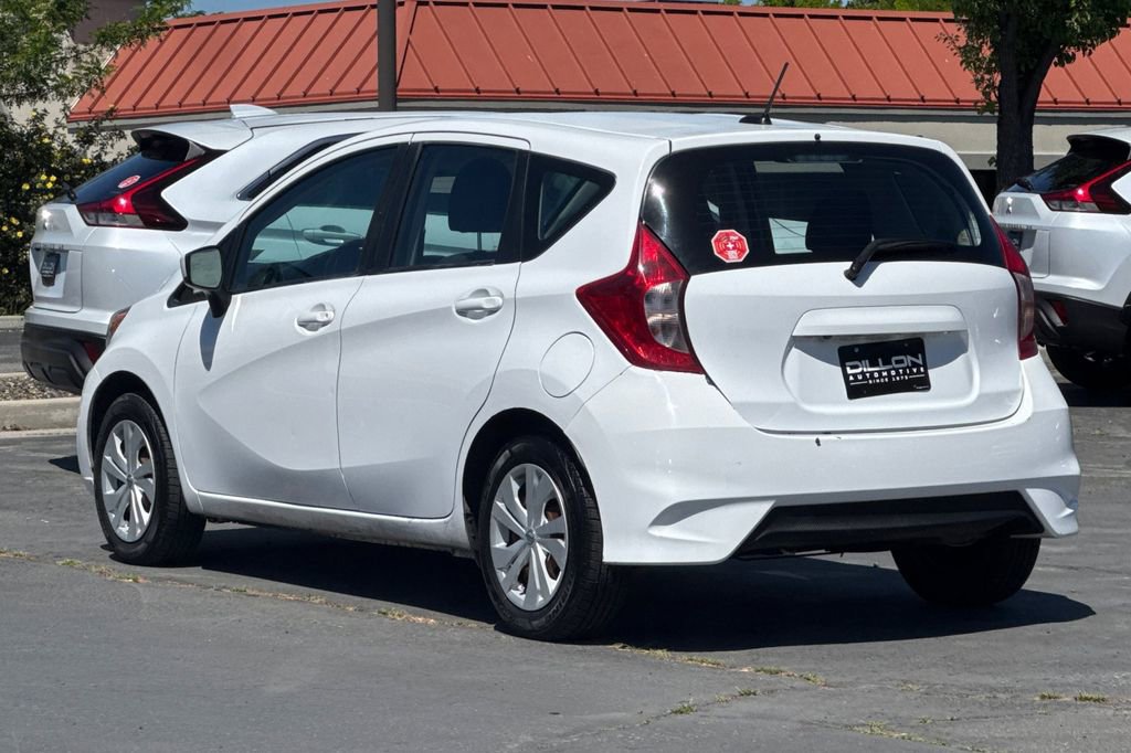 Used 2017 Nissan Versa Note SV FWD image 6