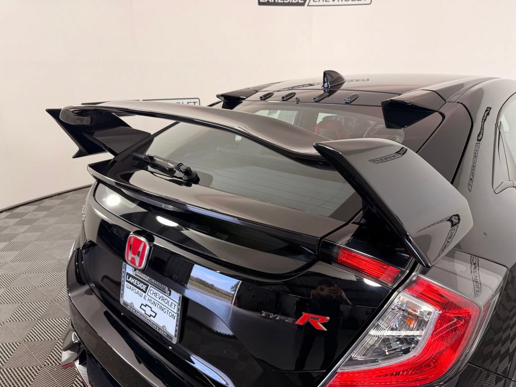 Used 2017 Honda Civic Type R image 15