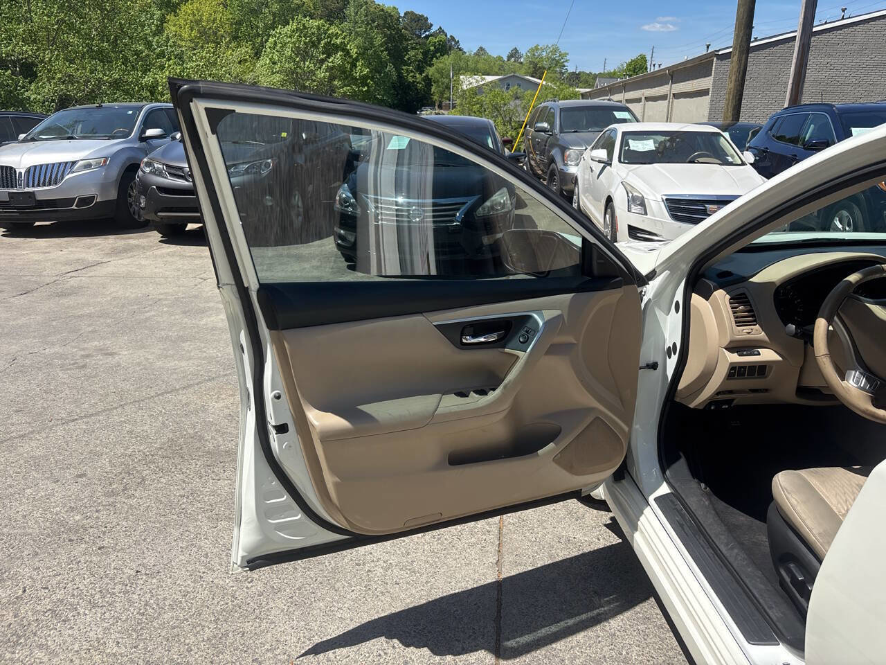 Used 2017 Nissan Altima 2.5 SV FWD image 13