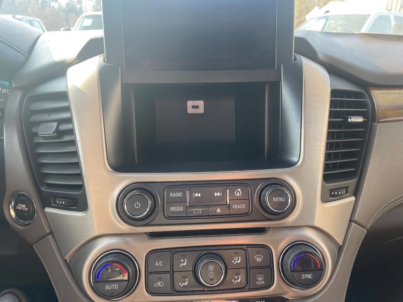 Used 2017 GMC Yukon XL Denali w/ Open Road Package image 34