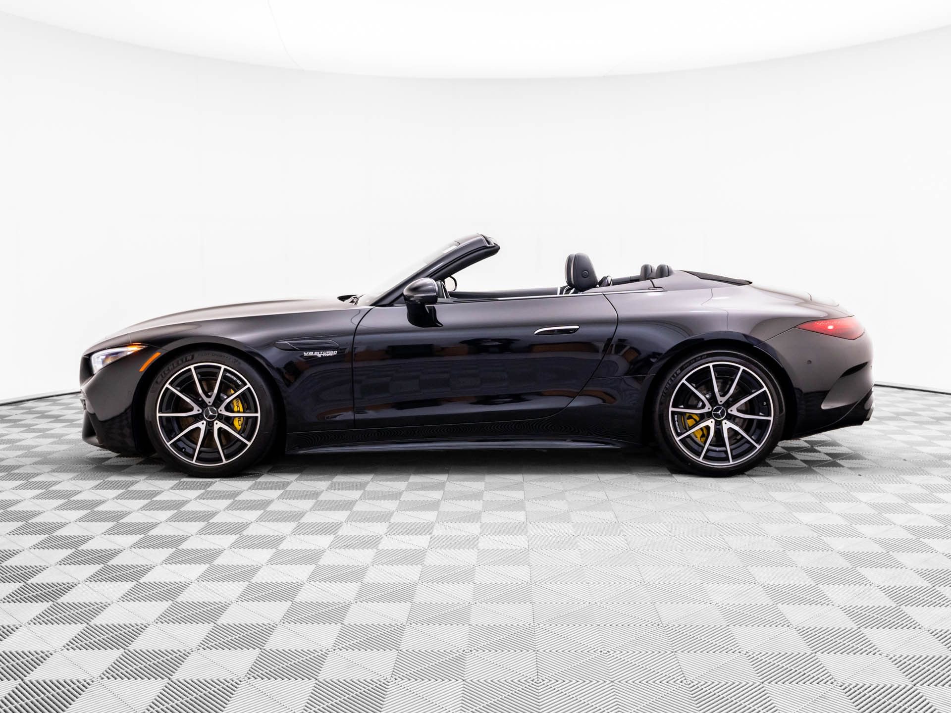 Used 2022 Mercedes-Benz SL 55 AMG 4MATIC video 2