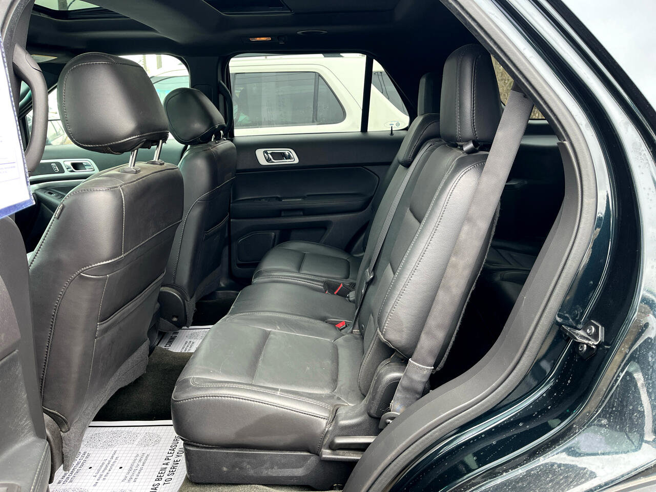 Used 2015 Ford Explorer XLT w/ Equipment Group 202A image 18