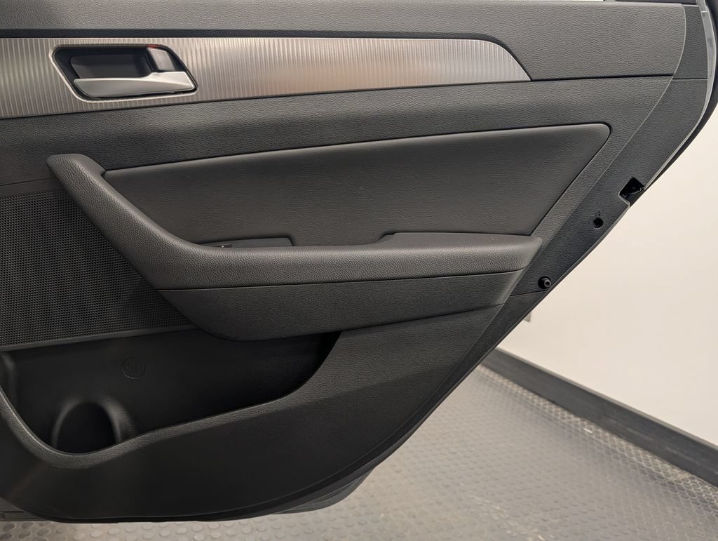 Used 2018 Hyundai Sonata Sport FWD image 25