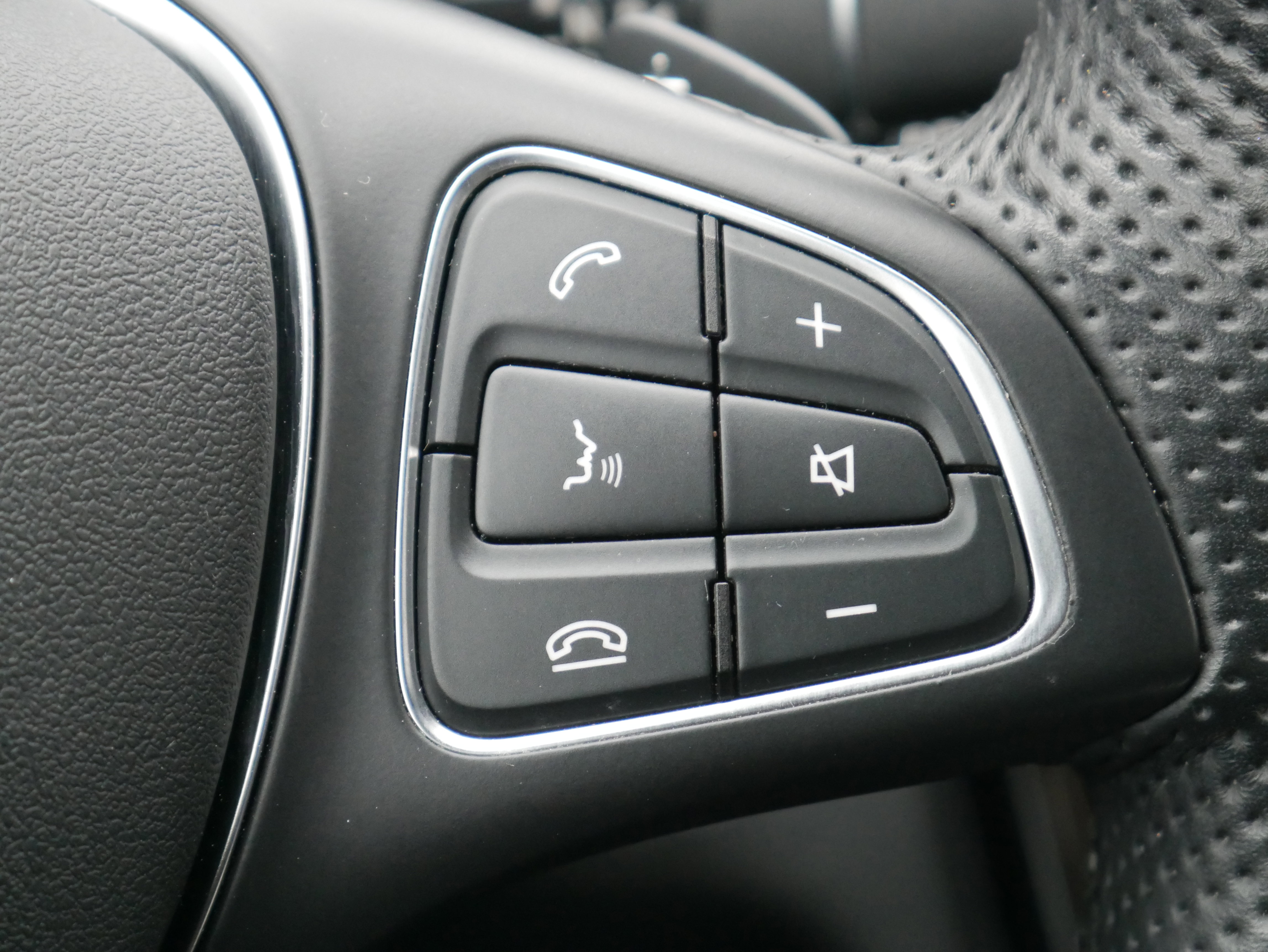 Used 2018 Mercedes-Benz C 300 C 300 image 22