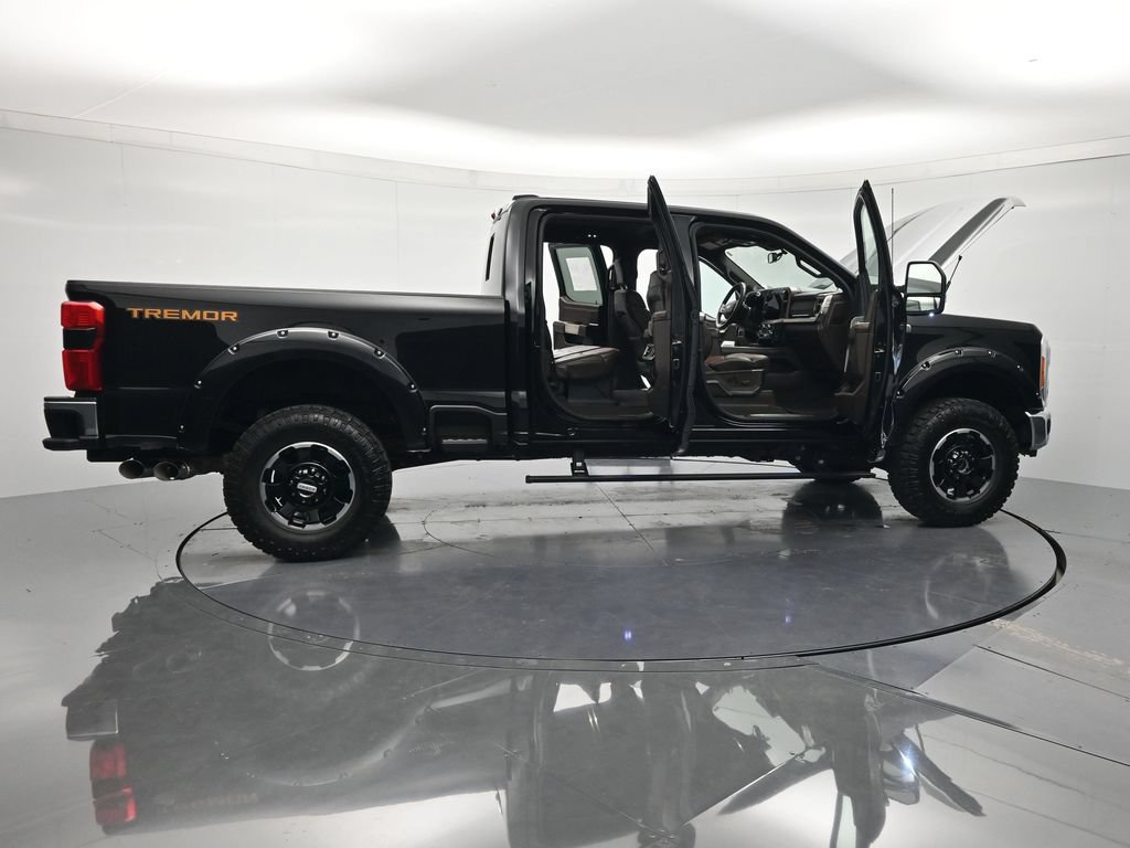 Used 2023 Ford F350 King Ranch w/ Tremor Off-Road Package AWD/4WD image 50