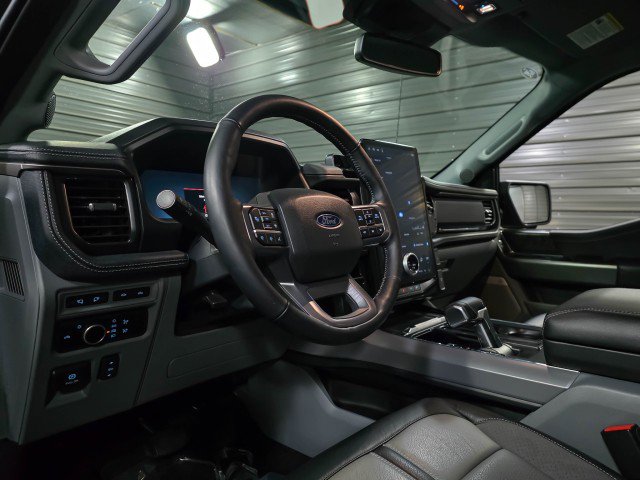 Used 2024 Ford F150 Lightning Flash image 14