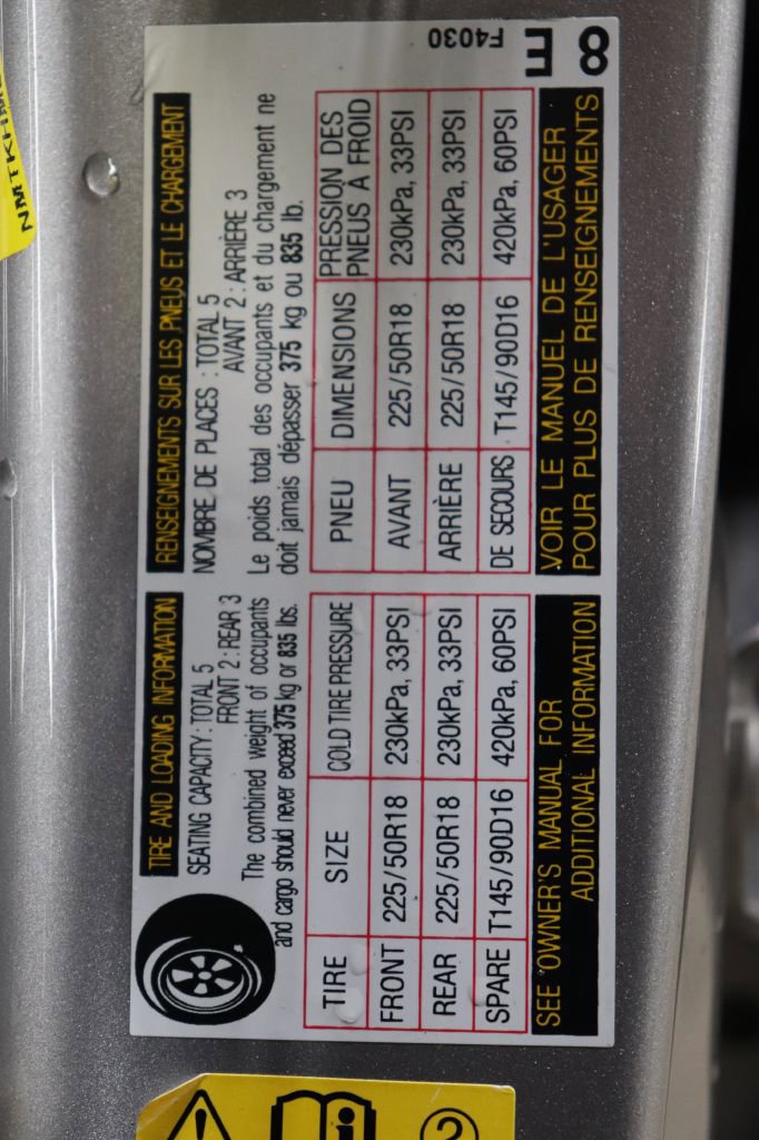 Used 2019 Toyota C-HR XLE image 31