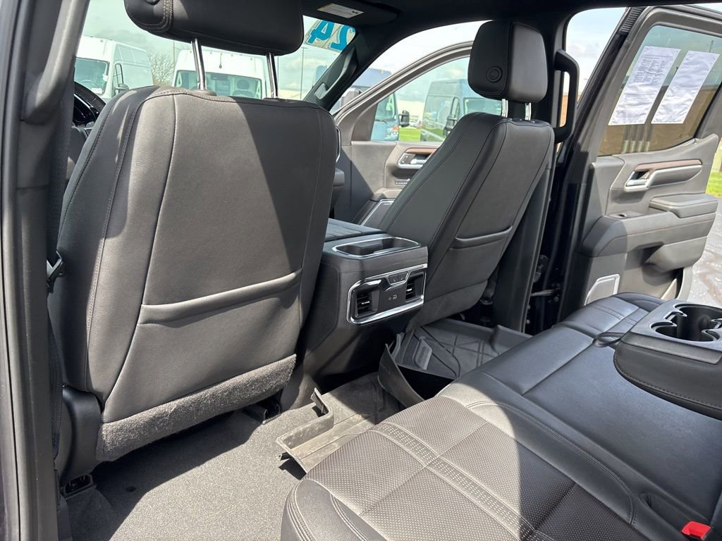 Used 2024 Chevrolet Silverado 1500 High Country w/ High Country Premium Package AWD/4WD image 39